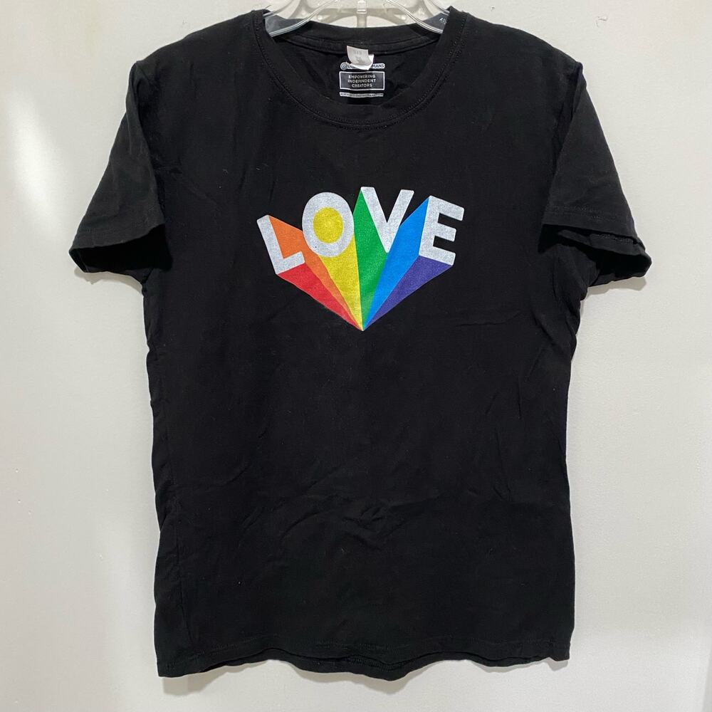 Design By Humans LOVE Tee Rainbow Pride Women's Size XXL Slim Fit T-Shirt